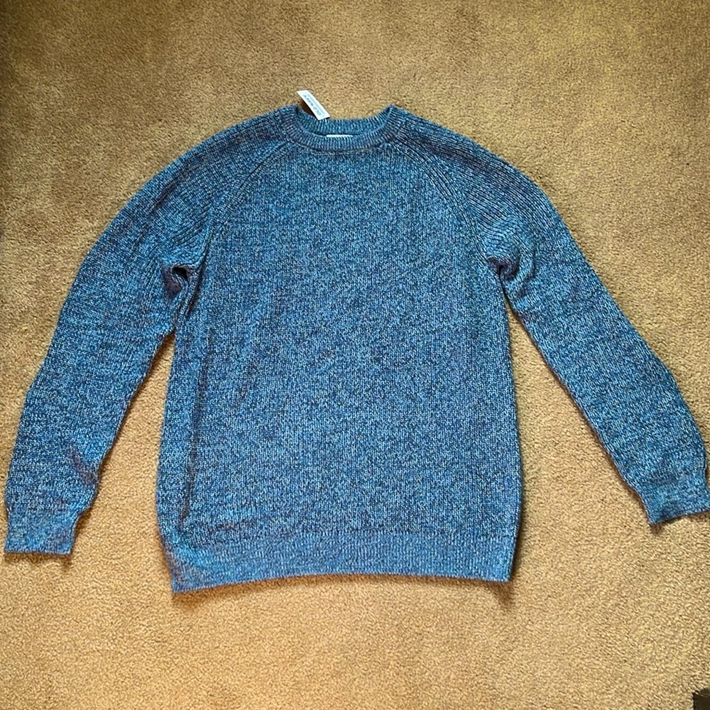 Sweater large tall crew neck